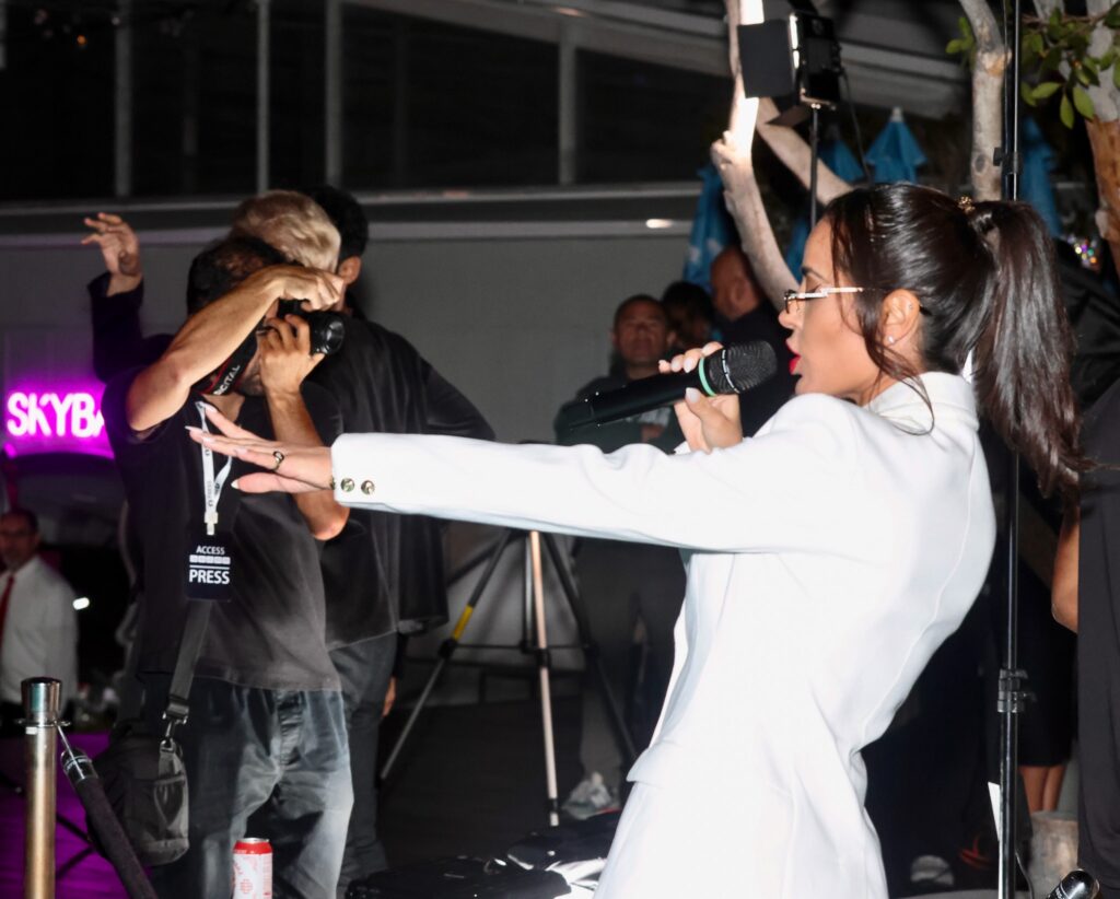 Angel B | Brazilian Artist